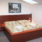 Palace Hotel 3*