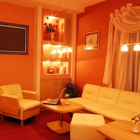 Palace Hotel 3*